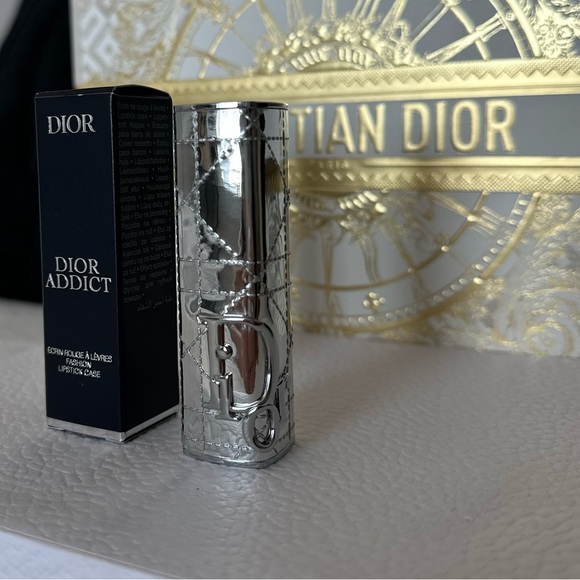 Limited Edition Dior Addict Case - Picture 3 of 9